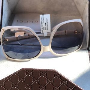 Gucci sunglasses new with case